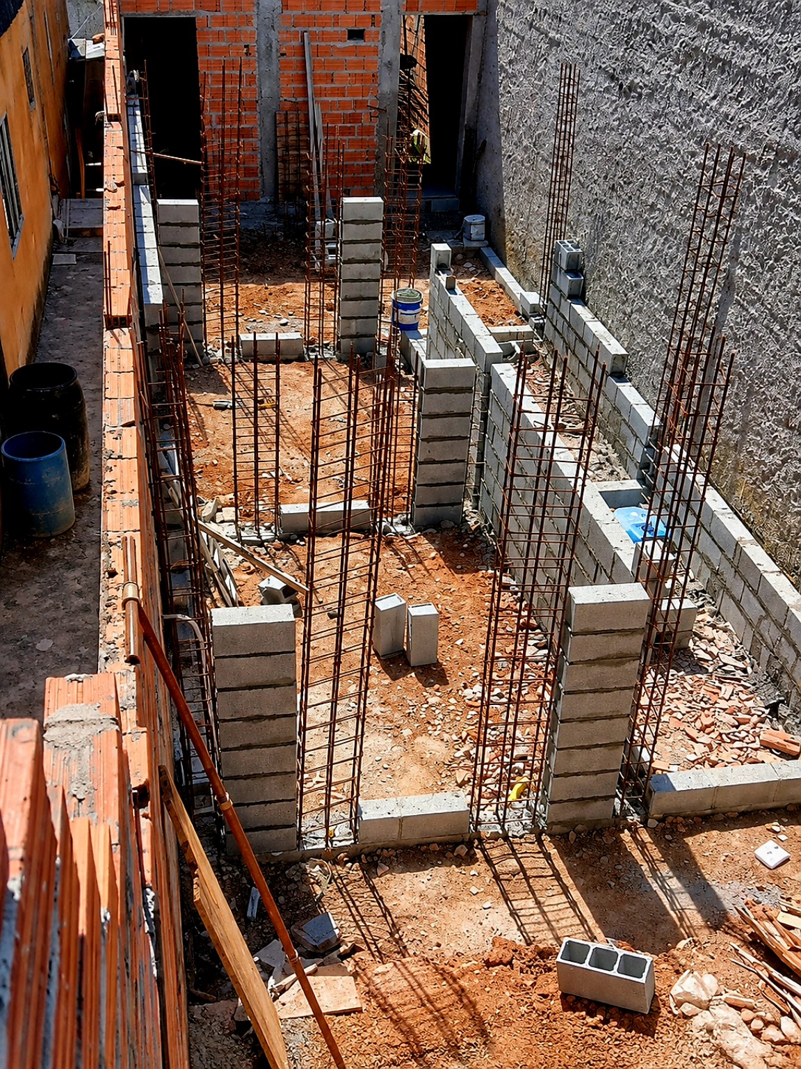 Estrutura de construção executada pela EMS Obras
